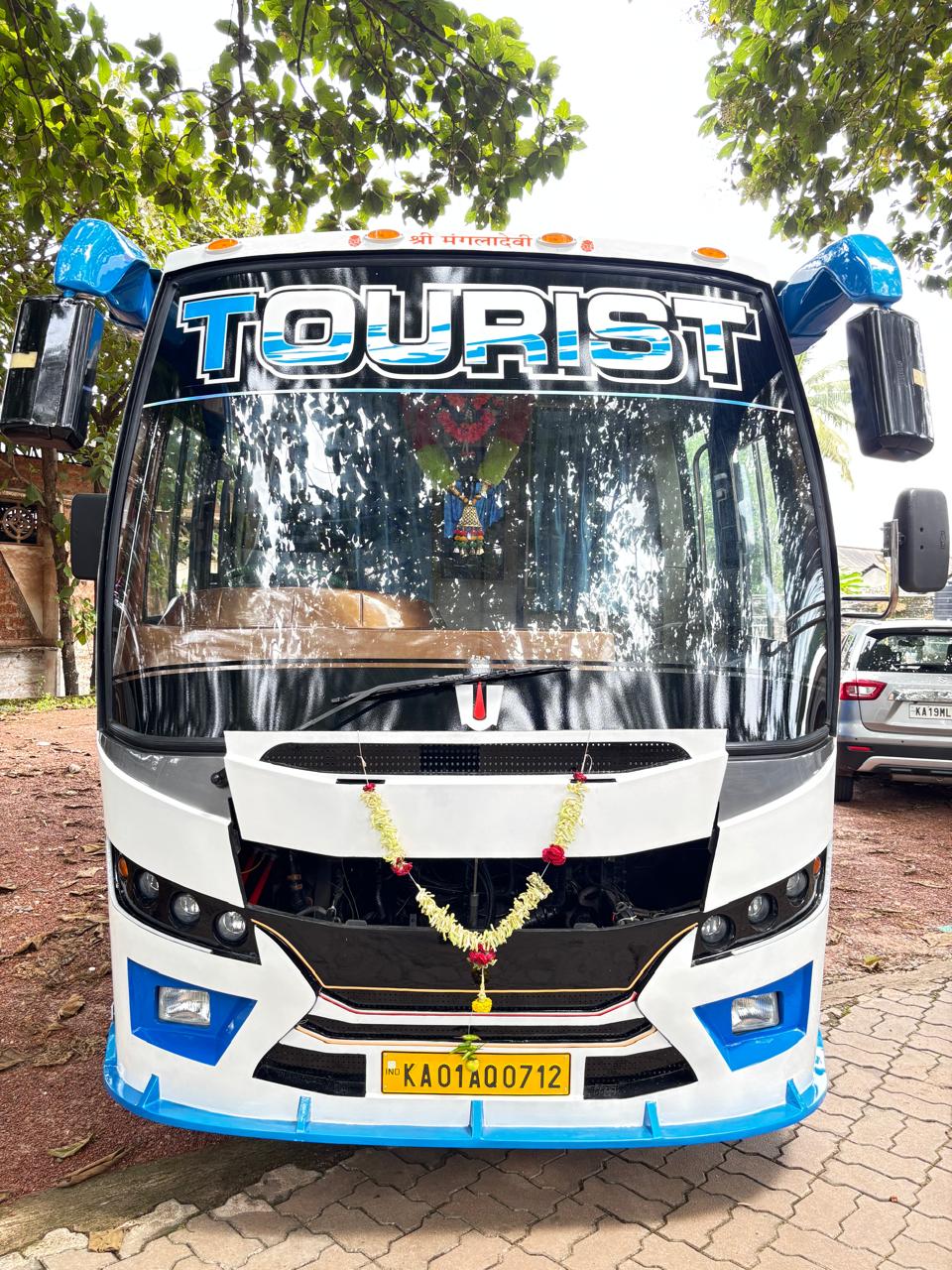 Mini Bus